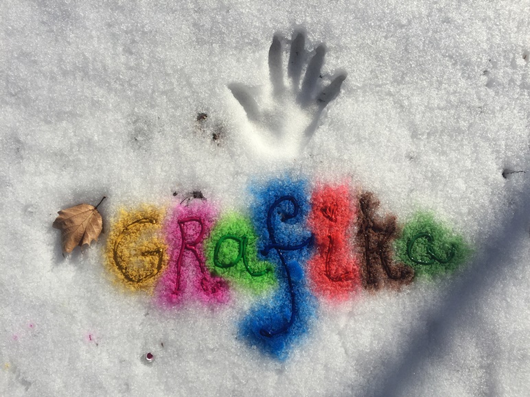 grafika felirat tel 01