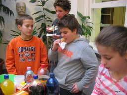 Süteményárusítás