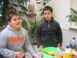 Süteményárusítás