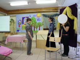 2010 9. D osztály évzáró előadása