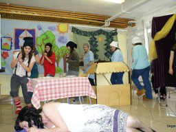 2010 9. D osztály évzáró előadása