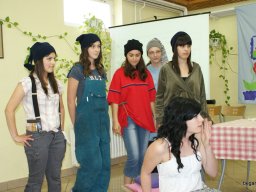 2010 9. D osztály évzáró előadása