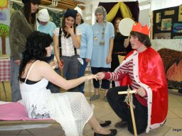 2010 9. D osztály évzáró előadása