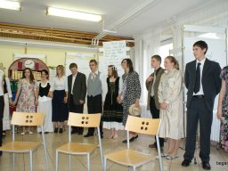 2010 9. D osztály évzáró előadása