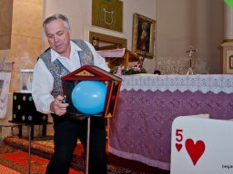 Mikulás ment Békésről Bélfenyérre