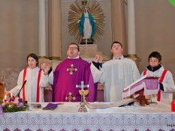 Mikulás ment Békésről Bélfenyérre