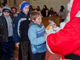 Mikulás ment Békésről Bélfenyérre