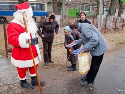 Mikulás ment Békésről Bélfenyérre