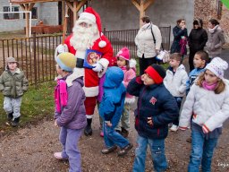 Mikulás ment Békésről Bélfenyérre