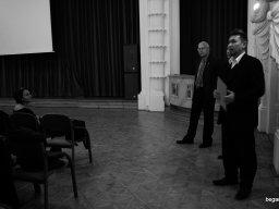 Kiállításmegnyitó a Vigadóban