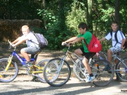 Póstelken jártak az ötödikesek