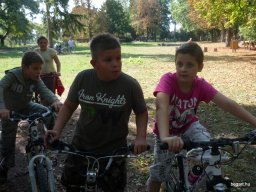 Póstelken jártak az ötödikesek