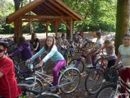 Póstelken jártak az ötödikesek