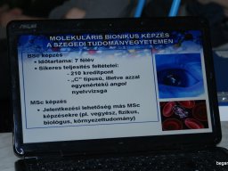 Látványos kémiakisérletek