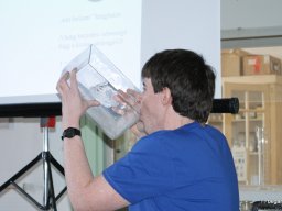 Látványos kémiakisérletek