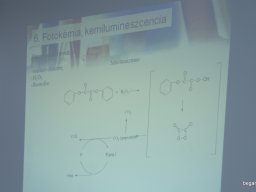 Látványos kémiakisérletek