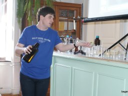 Látványos kémiakisérletek