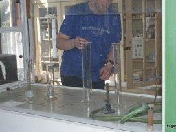 Látványos kémiakisérletek