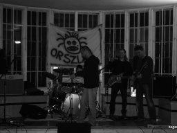 V. Zsíroskenyér parti