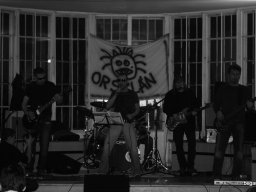 V. Zsíroskenyér parti