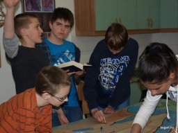 Csendes nap alsó évfolyam