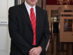 Kiállítás a thai gyerekek munkáiból a Munkácsy Emlékházban