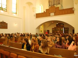 Gólyanap és gólyabál