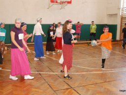 Gólyanap és gólyabál