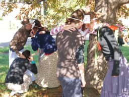 Gólyanap és gólyabál