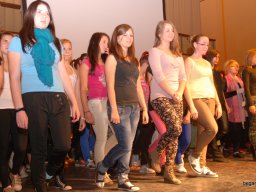 Gólyanap és gólyabál