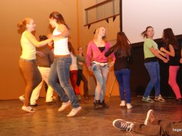 Gólyanap és gólyabál