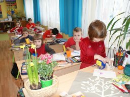 Pirosba öltöztünk