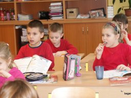 Pirosba öltöztünk