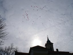 Pirosba öltöztünk