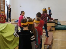 Indiánok hada a nyílt napunkon