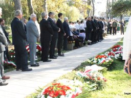 Koszorúzás a nemzeti gyásznapon