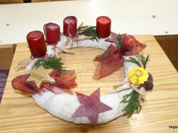 Adventi koszorúk az iskolában
