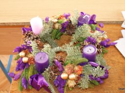 Adventi koszorúk az iskolában