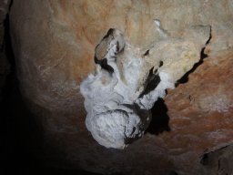 BEG Barangolókkal a Zichy-barlangban