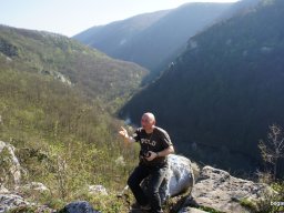 BEG Barangolókkal a Zichy-barlangban