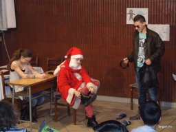 Mikulás a kollégiumban