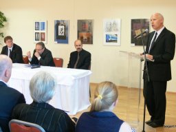 Ízléses kiadvány iskolanévadónk emlékére