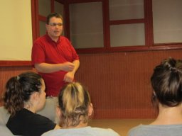 Amíg a mentő kiérkezik