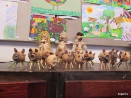 Tovább táncol a tobozmanó