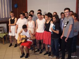 A hat tyúk tava 9.évf.szülinap