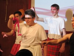 A hat tyúk tava 9.évf.szülinap