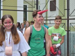 Gólyanap - gólyabál a kilencedikeseknél