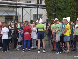 Gólyanap - gólyabál a kilencedikeseknél