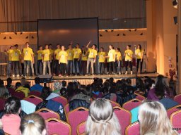 Gólyanap - gólyabál a kilencedikeseknél