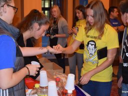 Gólyanap - gólyabál a kilencedikeseknél